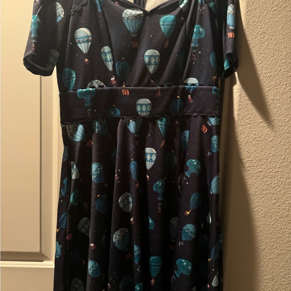 Unique Vintage . Retro style swing dress .Sooooo cute ! The details are to die - Picture 2 of 6